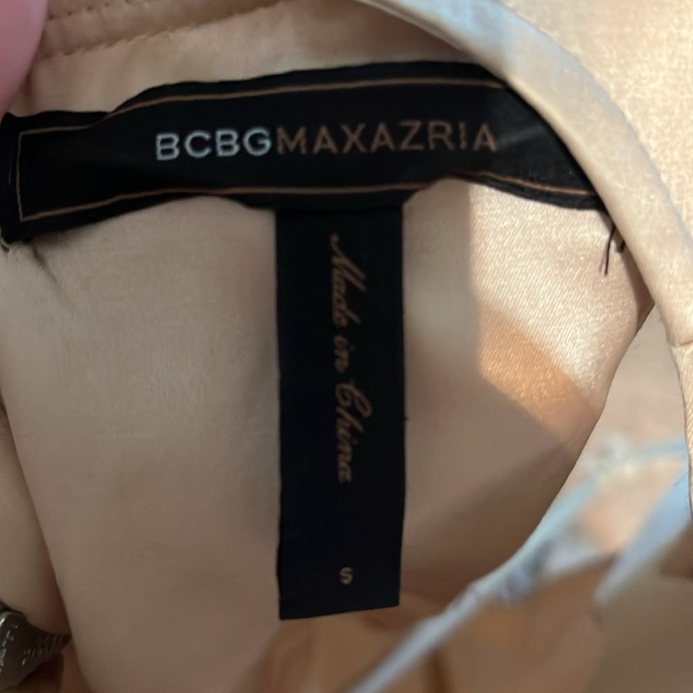 BCBG Embroidered Top - Picture 4 of 4